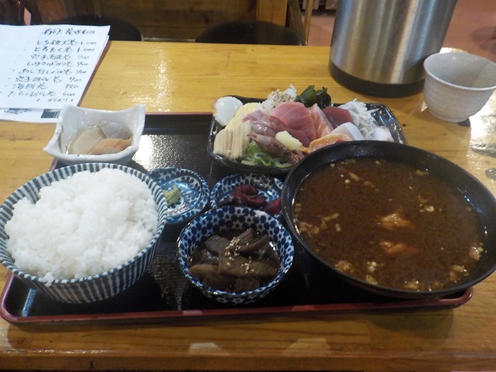 梅田・芝田でお造り定食1100円対決｜「赤のれん」vs「まぐろや」正直レビュー