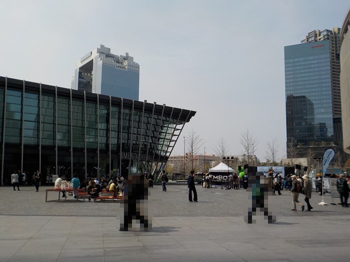 JR大阪駅中央口から、うめきた広場への行き方