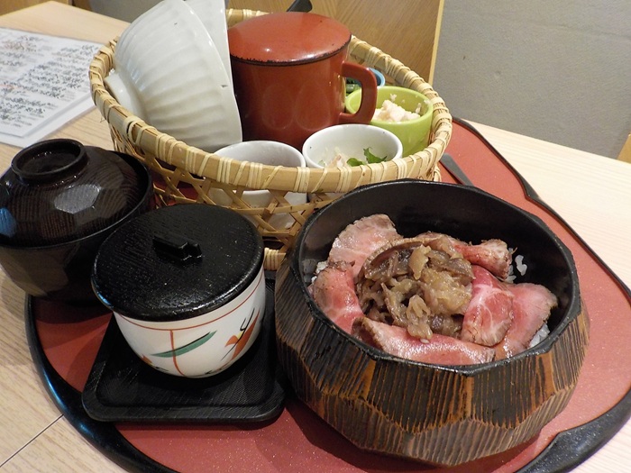 グランフロント大阪南館7階『三重人』へ行ってみた
