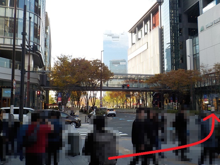 御堂筋線・梅田駅からグランフロント大阪北館への行き方