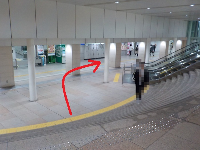 JR大阪駅「西口」から、四つ橋線・西梅田駅への行き方