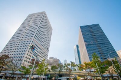 大阪駅前第3ビルの主要入居企業一覧！高層階・中層階のテナントを徹底解説