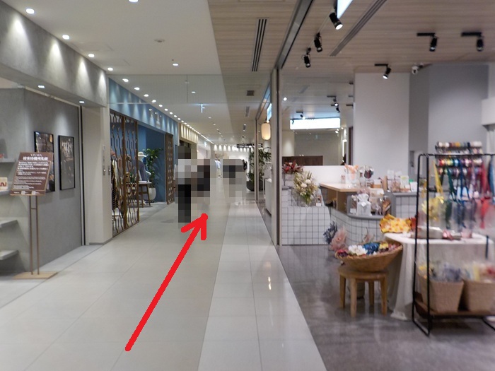 JR大阪駅・西口から、グラングリーン大阪南館ゲートタワーオフィスロビーへの行き方