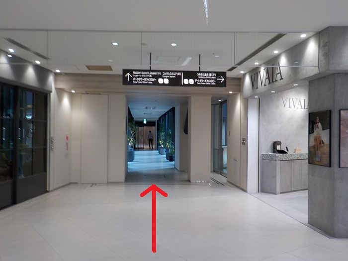 JR大阪駅・西口から、グラングリーン大阪南館パークタワーオフィスロビーへの行き方