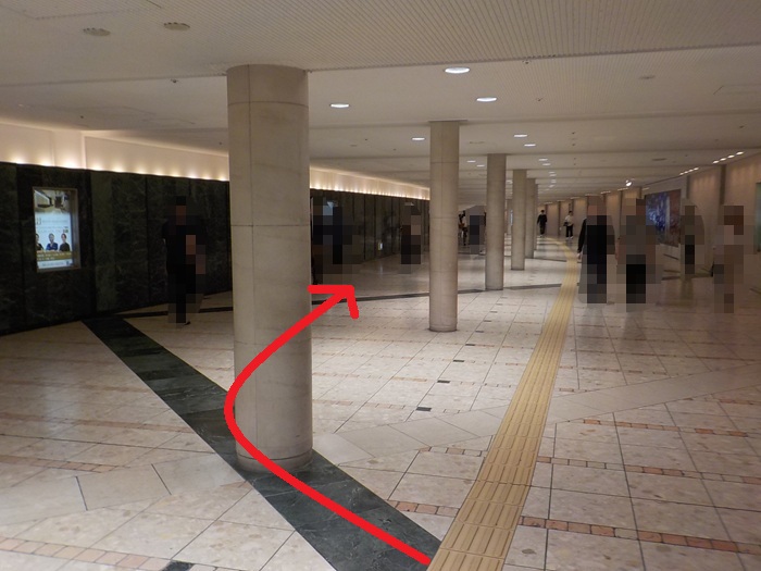 JR大阪駅西口から、ザ・リッツカールトン大阪への行き方