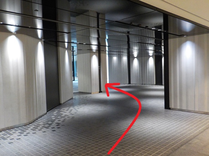 JR大阪駅・中央口から、大阪梅田ツインタワーズ・サウスのオフィスエントランスへの行き方