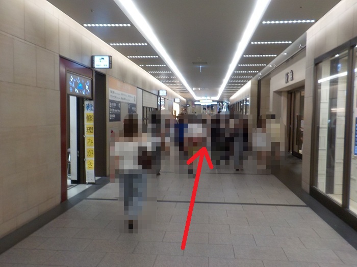 JR大阪駅・御堂筋口から、HEP FIVE｜ヘップファイブへの行き方
