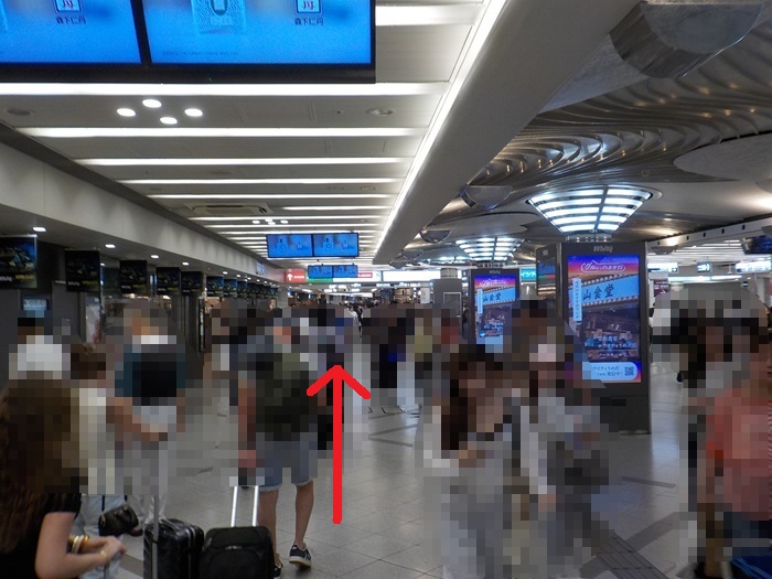JR大阪駅・御堂筋口から、ホワイティうめだ・泉の広場への行き方
