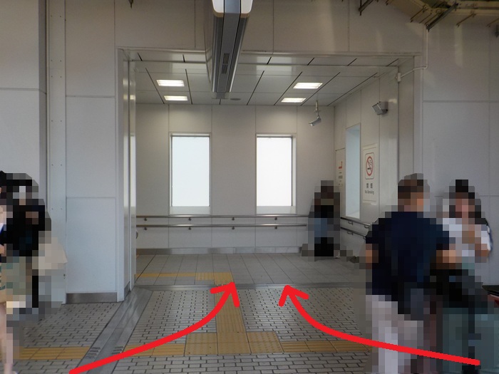 新幹線・新大阪駅27番ホームから、関西空港行き「特急はるか」への乗り換え方法