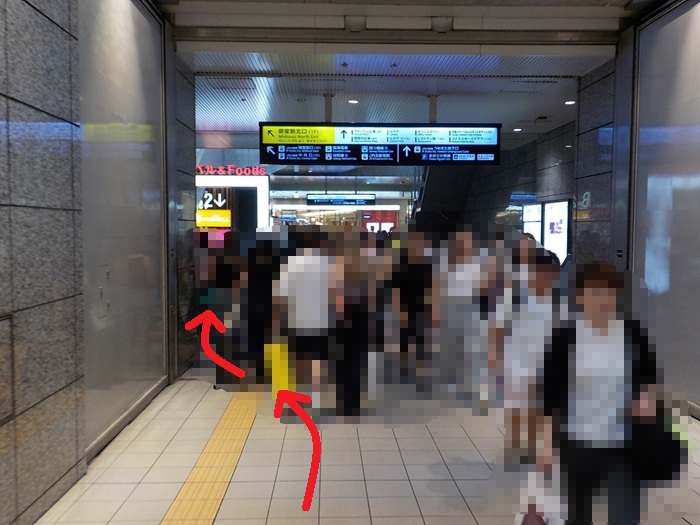 御堂筋線・梅田駅から、ルクア・バルチカへの行き方｜地下２階