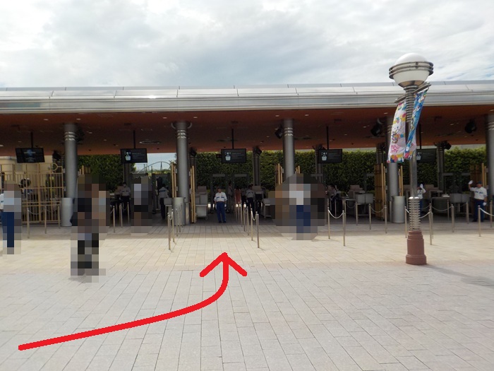JR西九条駅からUSJ（ユニバ）への行き方｜改札口から入口まで写真で案内